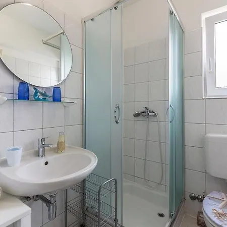 Guest house Delphin 3*