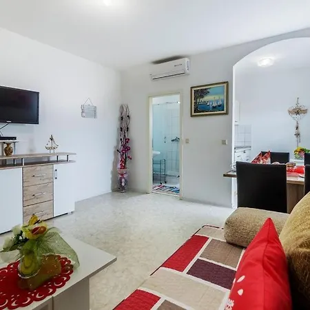 Delphin بيت ضيافة بوريتش