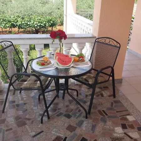 بيت ضيافة Delphin بوريتش